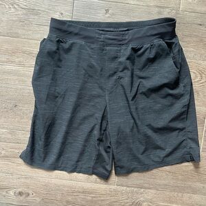 Lululemon Men’s Shorts 7 inch inseam